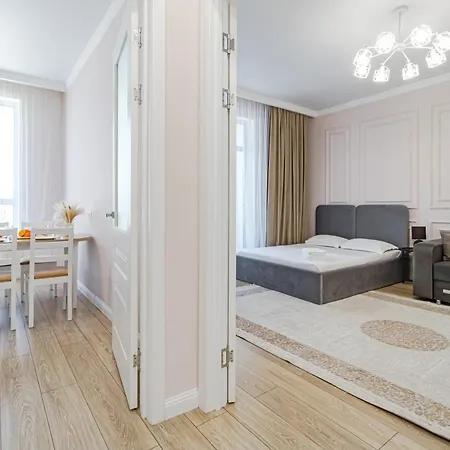 Grand Turan Business One-Room Apartments Nur-Sultan  Exterior photo