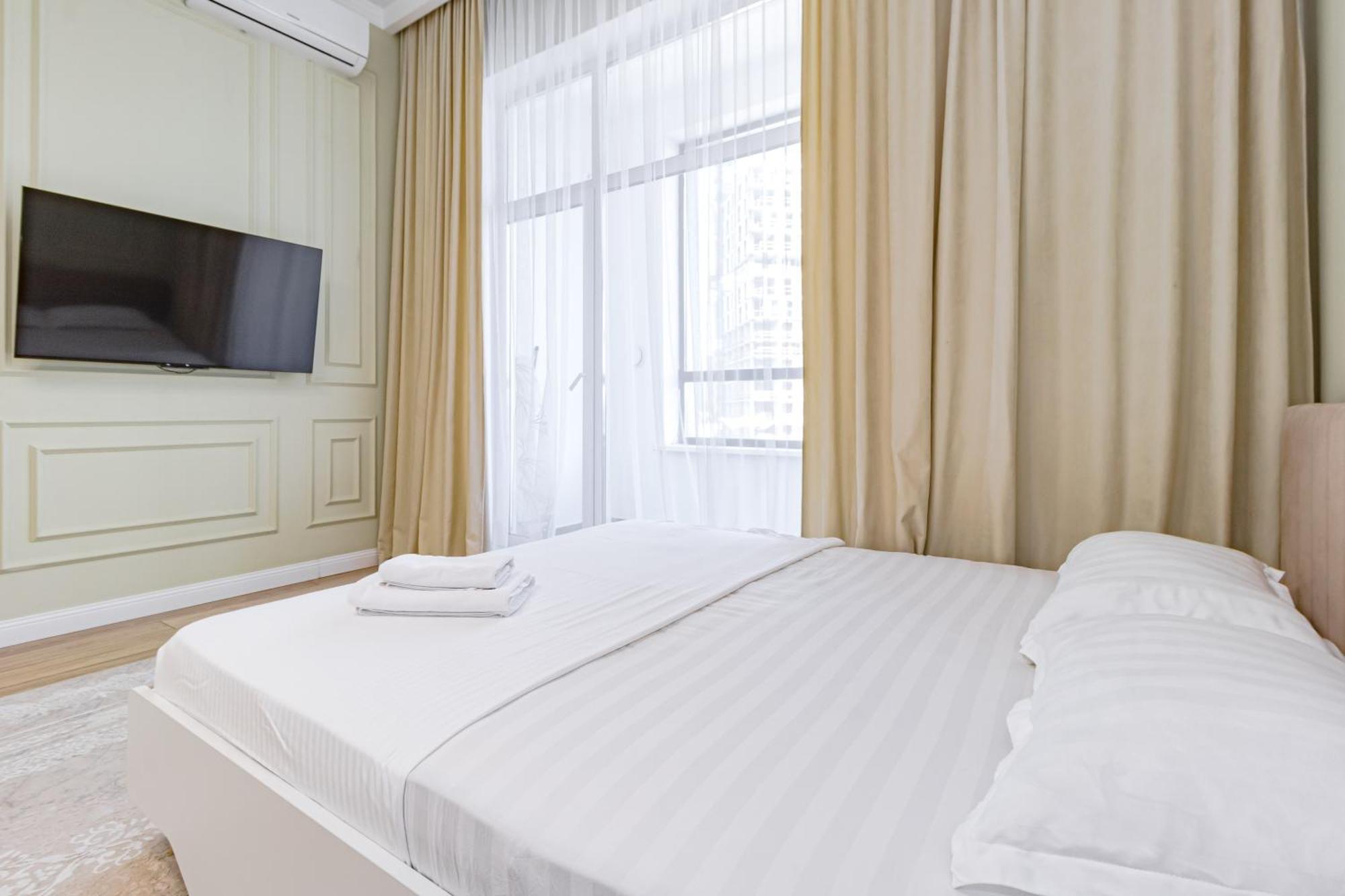 Grand Turan Business One-room Apartment *